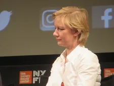 Sandra Hüller on her character Ines: "We've been looking a very long time for the things she is wearing."